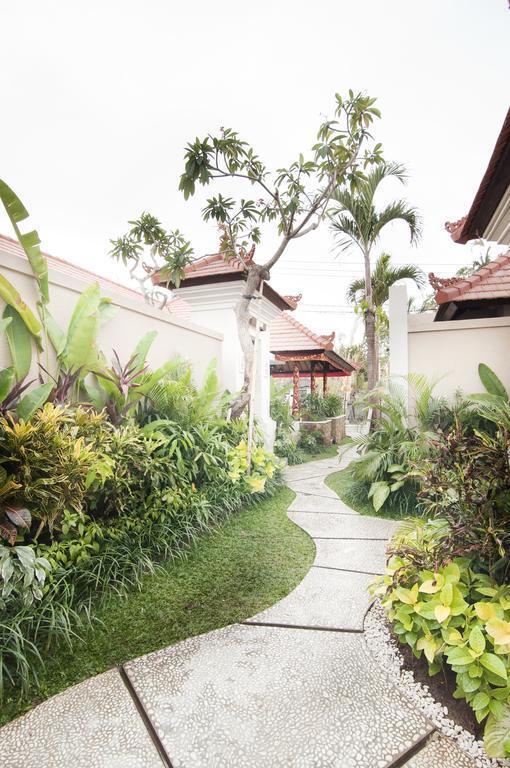 Villa Puspa Tanah Lot  Exterior photo