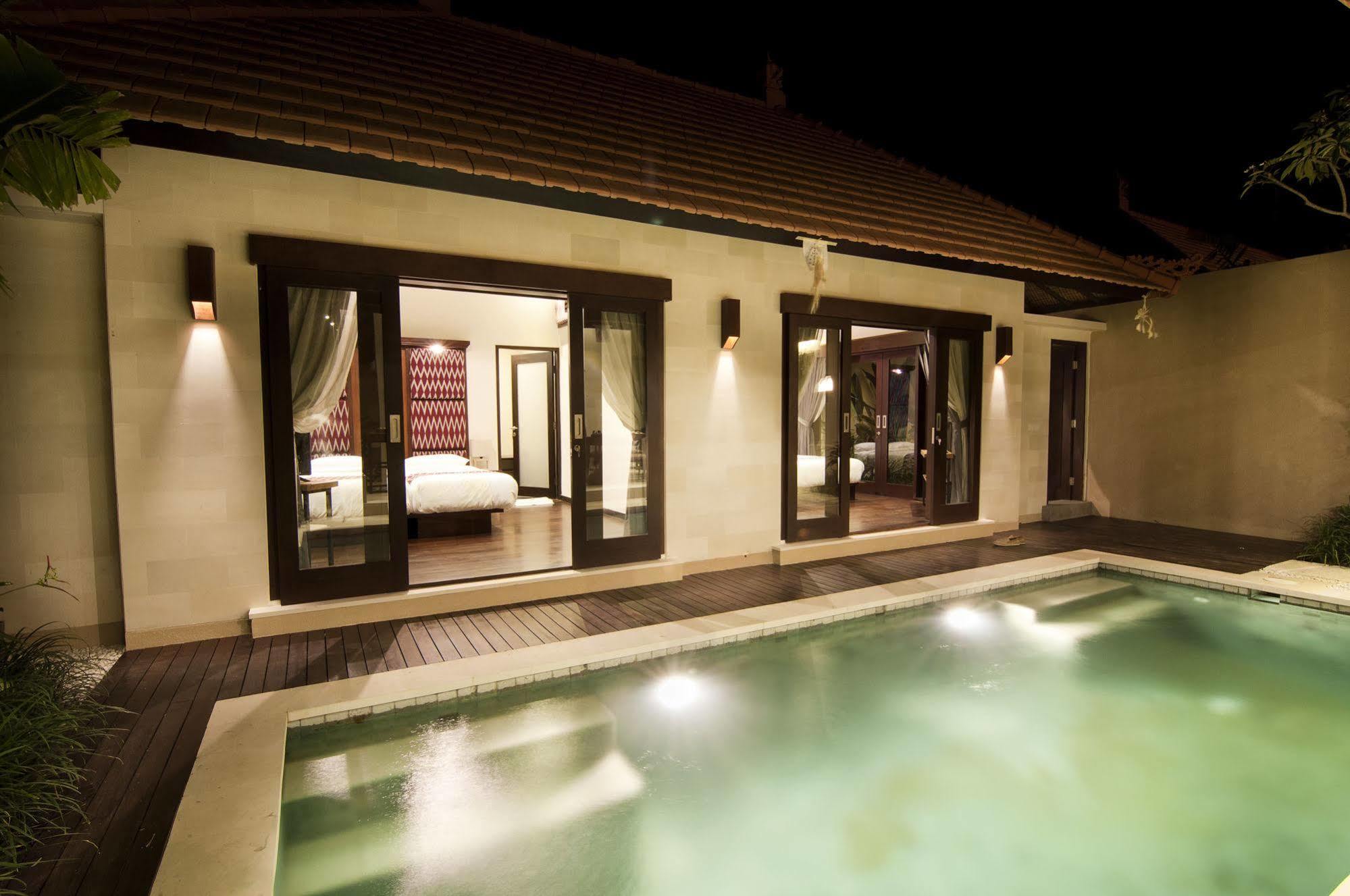 Villa Puspa Tanah Lot  Exterior photo